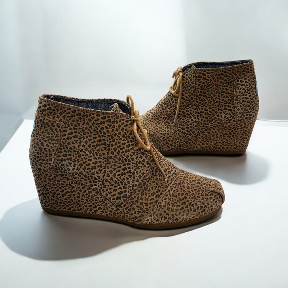 Toms Animal Printed Suede Chukka Wedge Boot